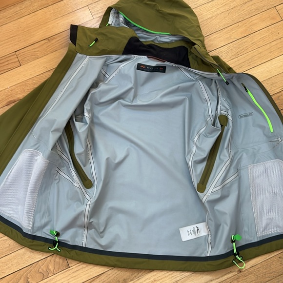 Kjus Men’s Credo Dermizax EV Shell Jacket - Picture 2 of 12